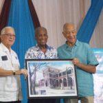 Donovan Lewis visits St Georges College